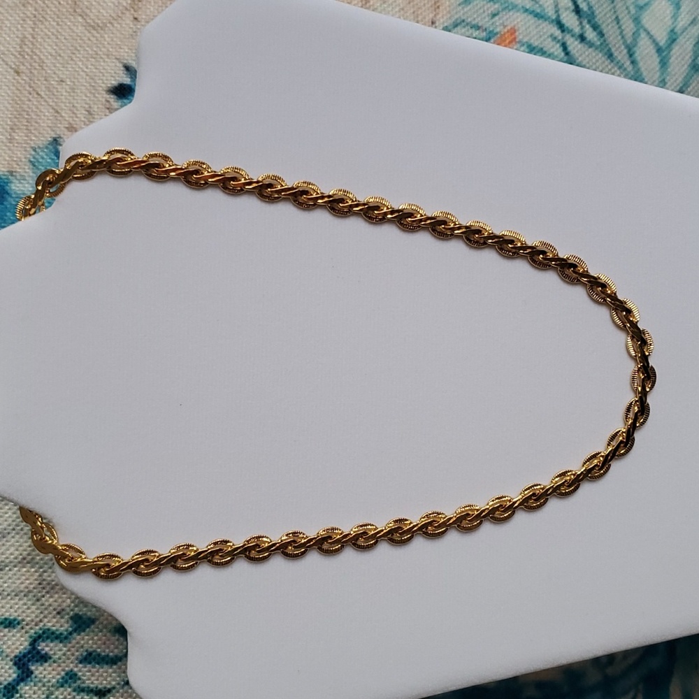 Vintage 80's Goldtone Link Chain - Picture 6 of 15